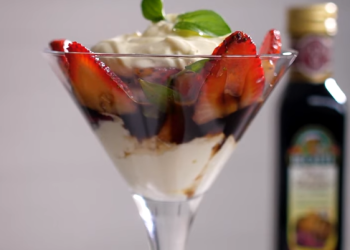 Fresas Maceradas con Vinagre Balsámico