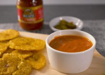 Dip con Salsa Arrabbiata y Yogurt: ideal para patacones