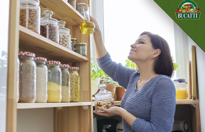 Cómo organizar la despensa de la cocina en 2026: claves para cocinar mejor todo el año